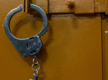 Суд заочно арестовал телеведущую Татьяну Лазареву*