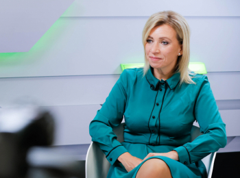Западные СМИ «предпочли предать стандарты профессиональной этики и дух общности», заявила Мария Захарова