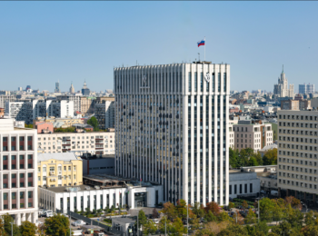 Журналистов Елену Фанайлову*, Георгия Биргера* и Дениса Казанского* внесли в реестр иноагентов
