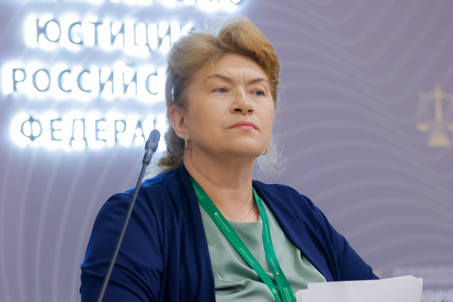 Людмила Ильичева